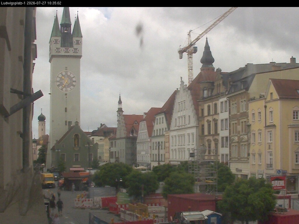 Archiv Foto Webcam Straubing: Blick auf den Stadtturm und Ludwigsplatz