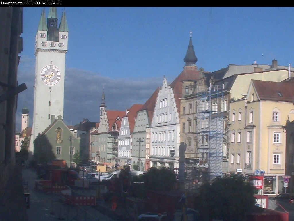 Archiv Foto Webcam Straubing: Blick auf den Stadtturm und Ludwigsplatz