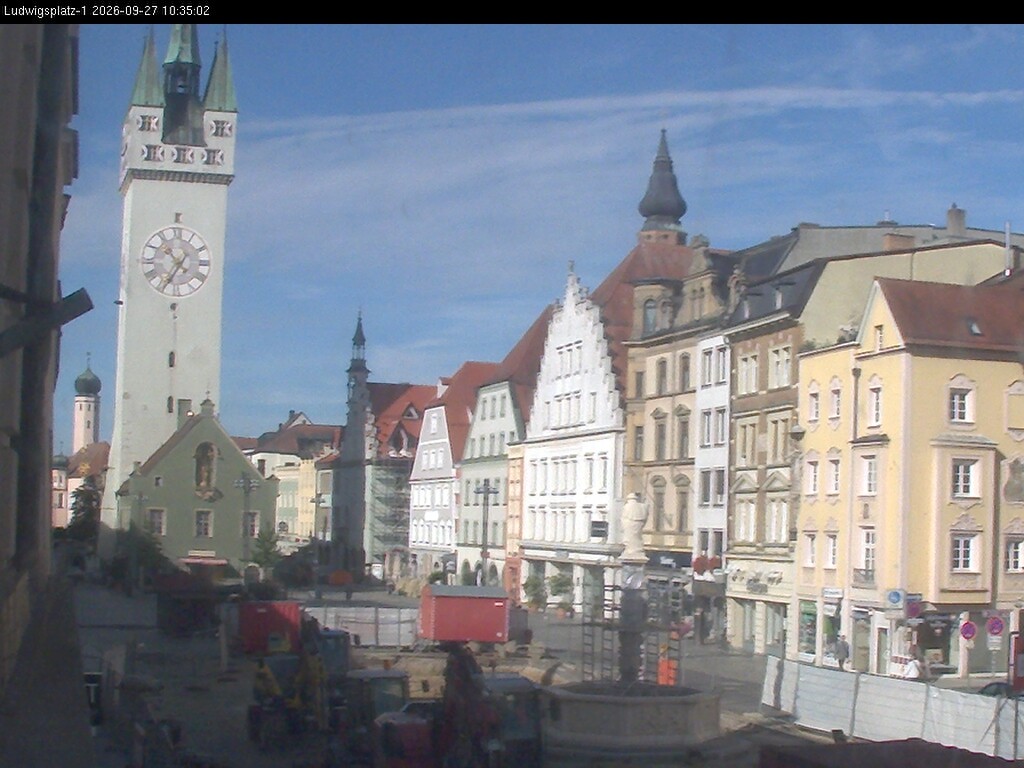 Archiv Foto Webcam Straubing: Blick auf den Stadtturm und Ludwigsplatz