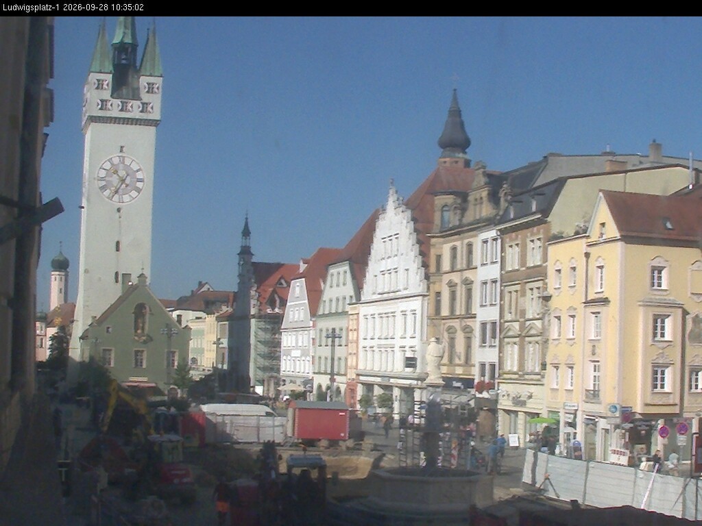 Archiv Foto Webcam Straubing: Blick auf den Stadtturm und Ludwigsplatz