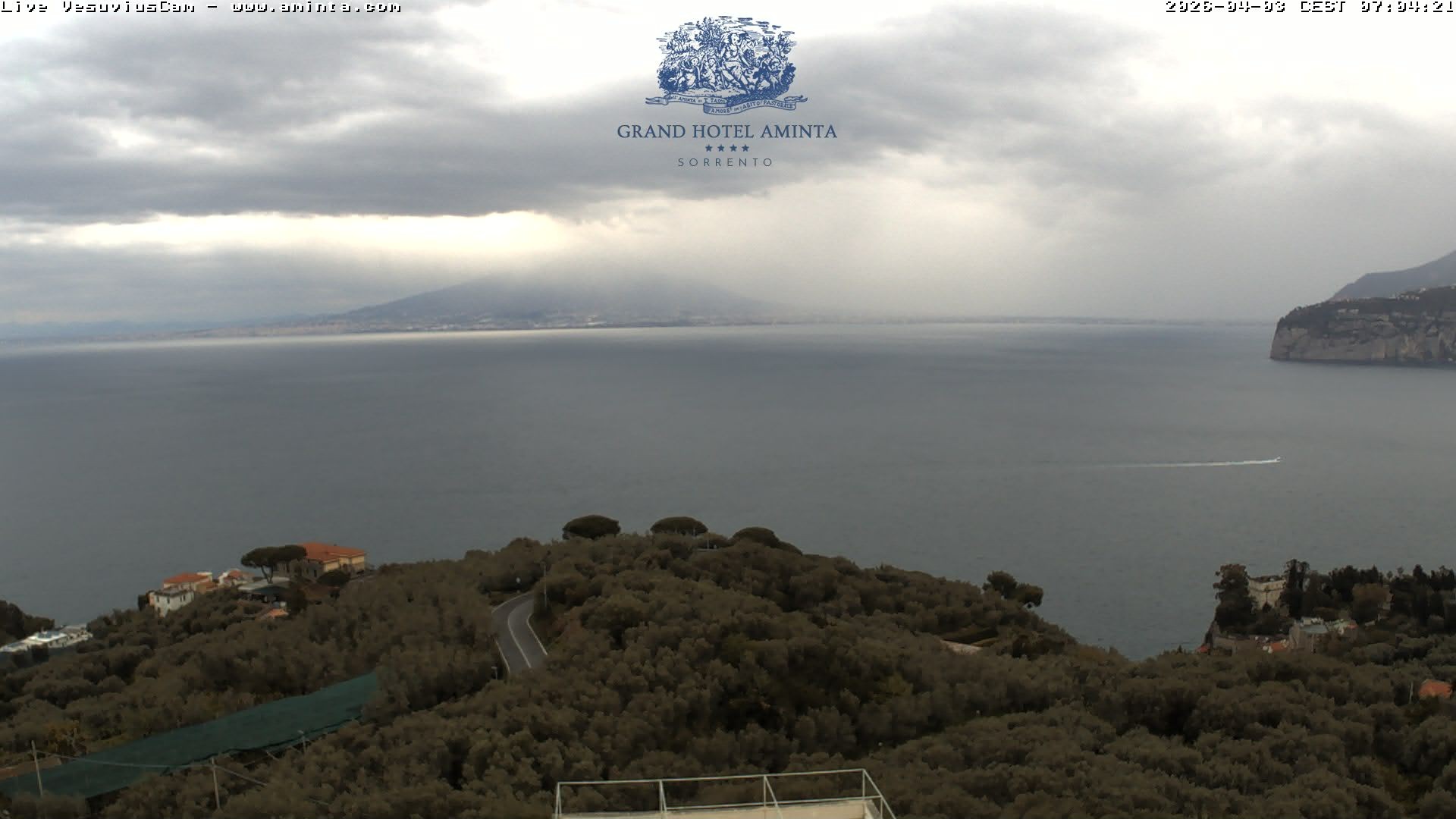 Archiv Foto Webcam Blick von Sorrento auf den Vesuv