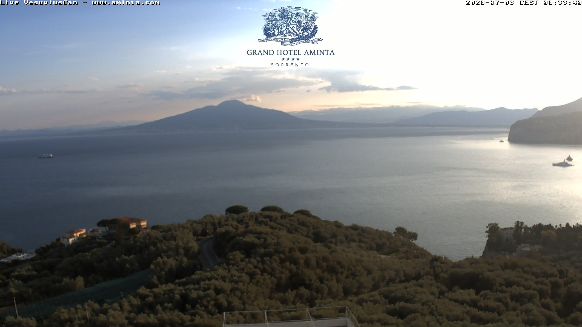 Archiv Foto Webcam Blick von Sorrento auf den Vesuv