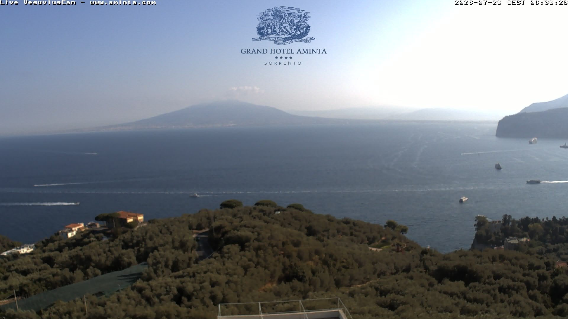Archiv Foto Webcam Blick von Sorrento auf den Vesuv