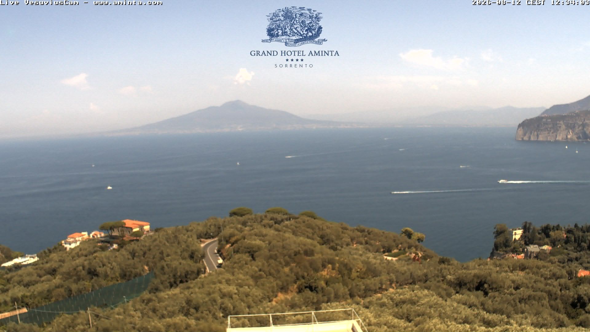 Archiv Foto Webcam Blick von Sorrento auf den Vesuv