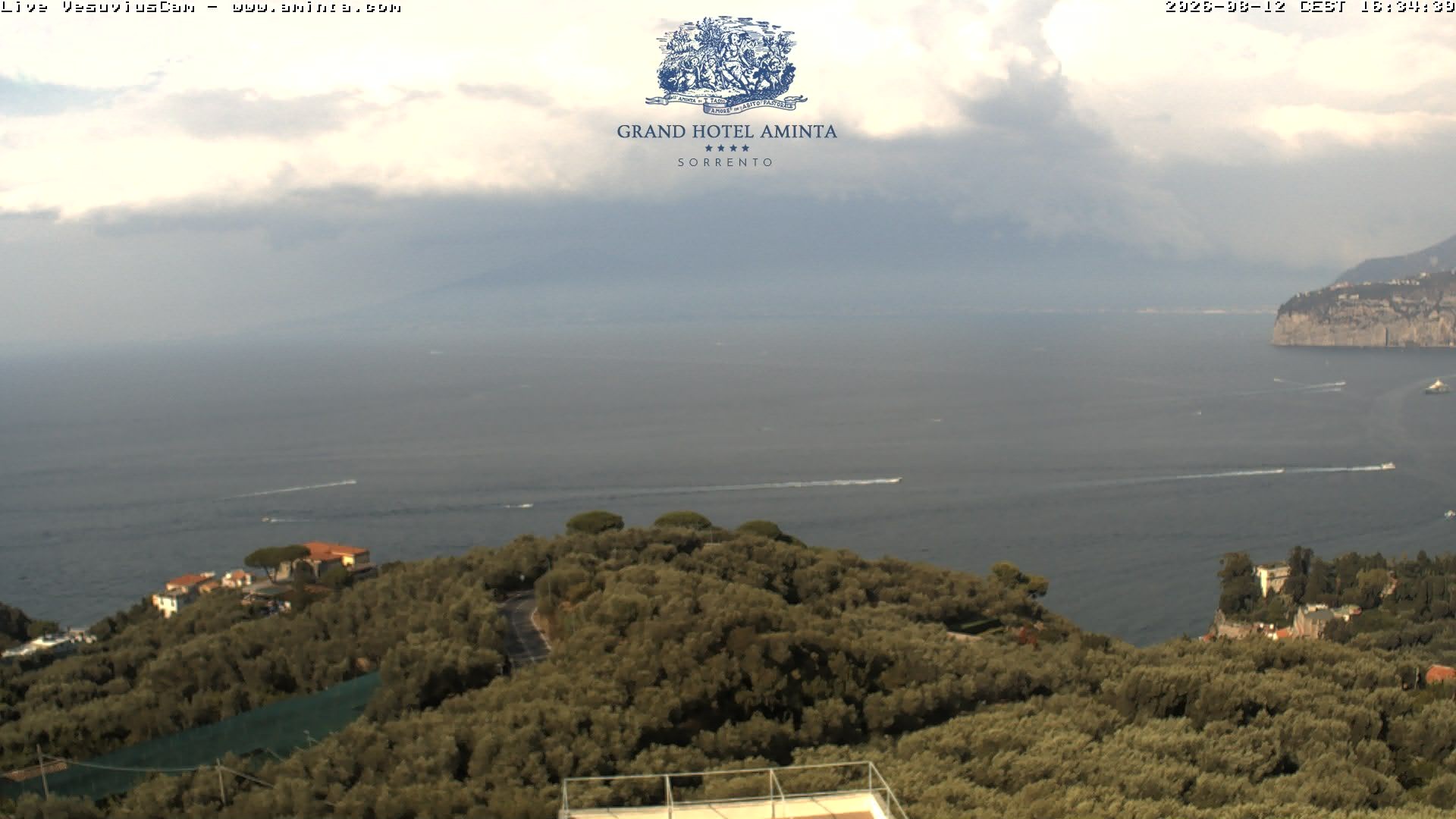 Archiv Foto Webcam Blick von Sorrento auf den Vesuv