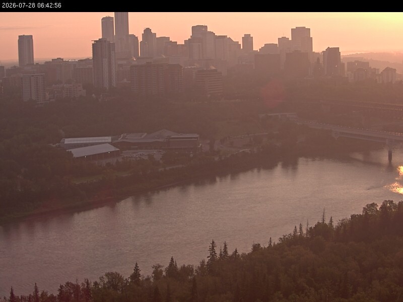 Archived image Webcam Edmonton: View Skyline
