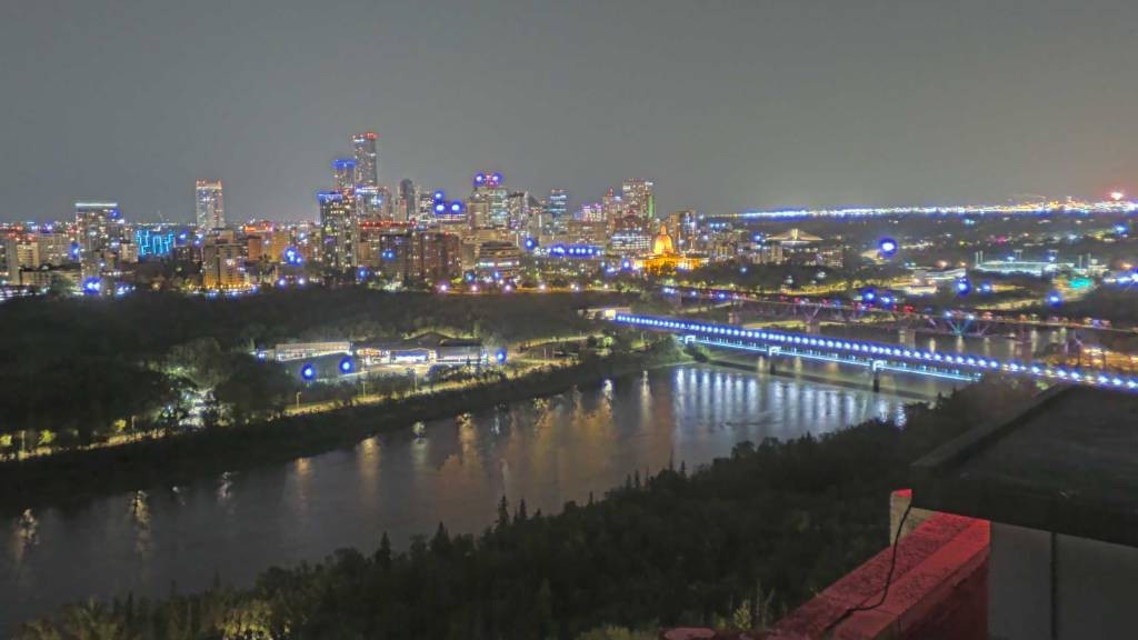 Archiv Foto Webcam Panoramablick auf das River Valley und die Skyline von Edmonton
