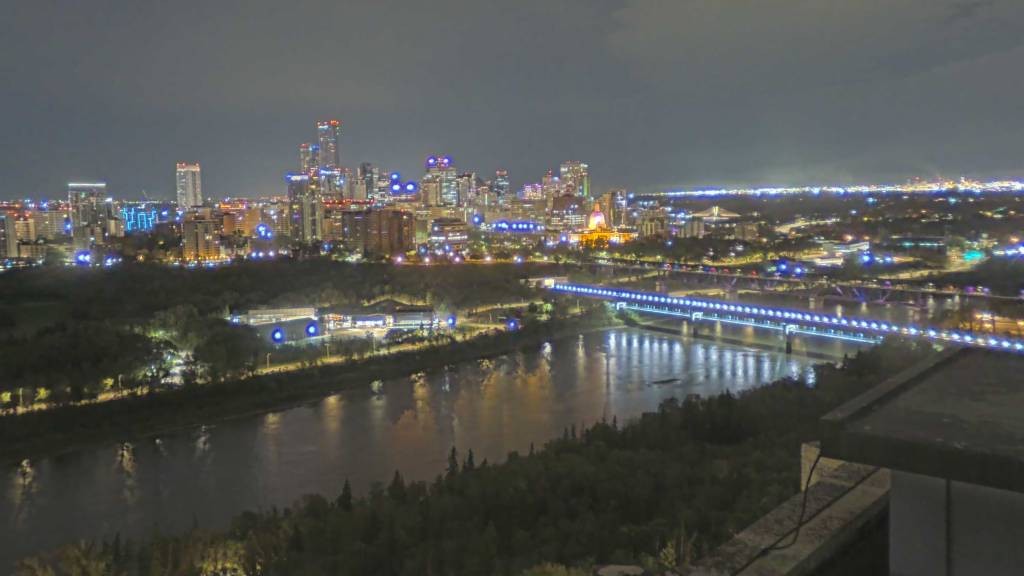 Archiv Foto Webcam Panoramablick auf das River Valley und die Skyline von Edmonton