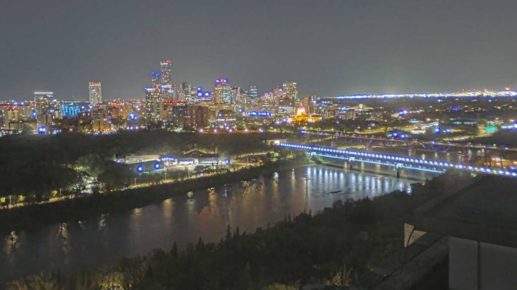 Archiv Foto Webcam Panoramablick auf das River Valley und die Skyline von Edmonton