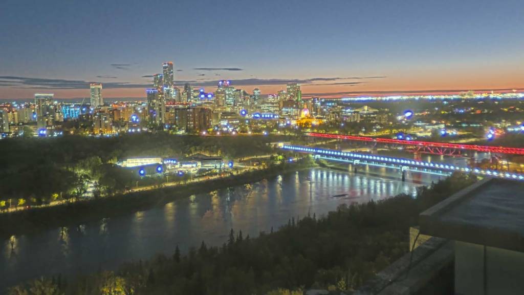 Archiv Foto Webcam Panoramablick auf das River Valley und die Skyline von Edmonton