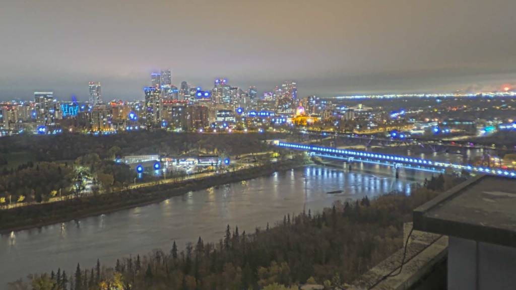 Archiv Foto Webcam Panoramablick auf das River Valley und die Skyline von Edmonton