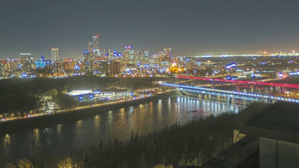 Archiv Foto Webcam Panoramablick auf das River Valley und die Skyline von Edmonton