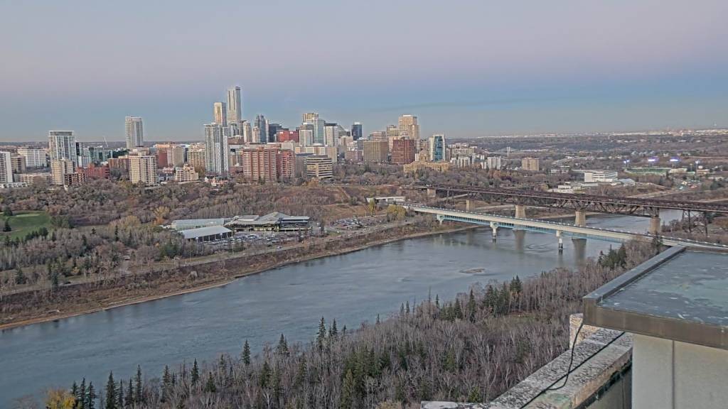 Archiv Foto Webcam Panoramablick auf das River Valley und die Skyline von Edmonton