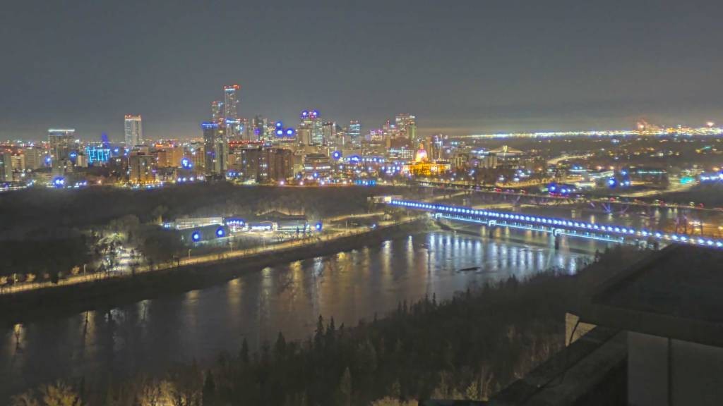 Archiv Foto Webcam Panoramablick auf das River Valley und die Skyline von Edmonton