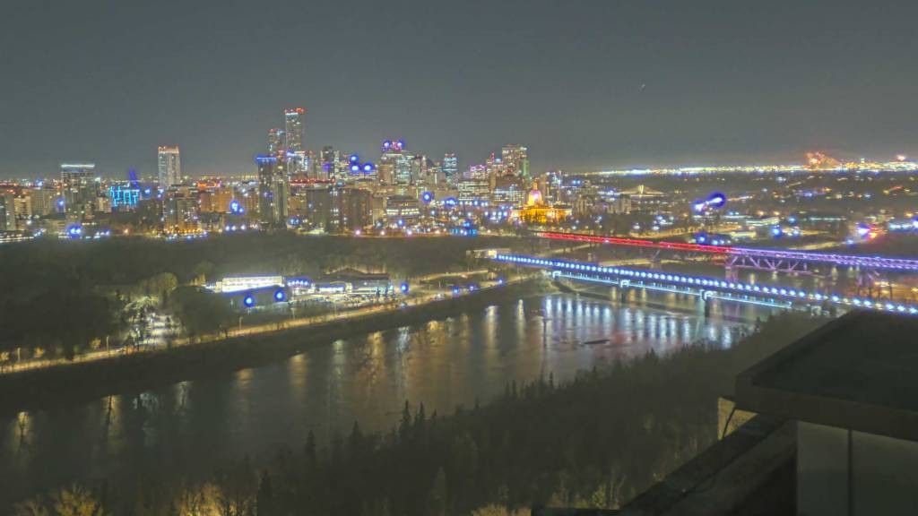 Archiv Foto Webcam Panoramablick auf das River Valley und die Skyline von Edmonton