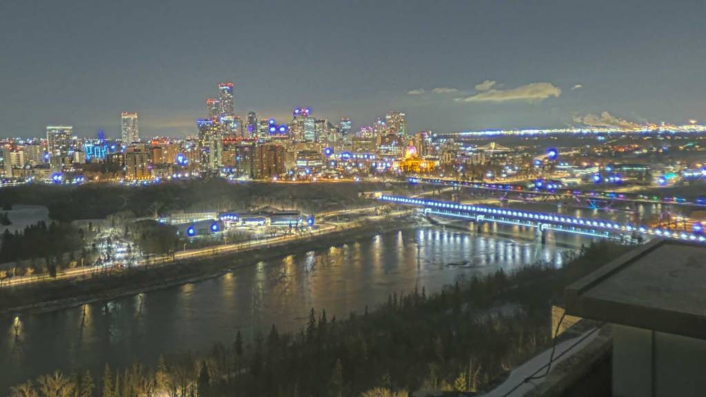 Archiv Foto Webcam Panoramablick auf das River Valley und die Skyline von Edmonton
