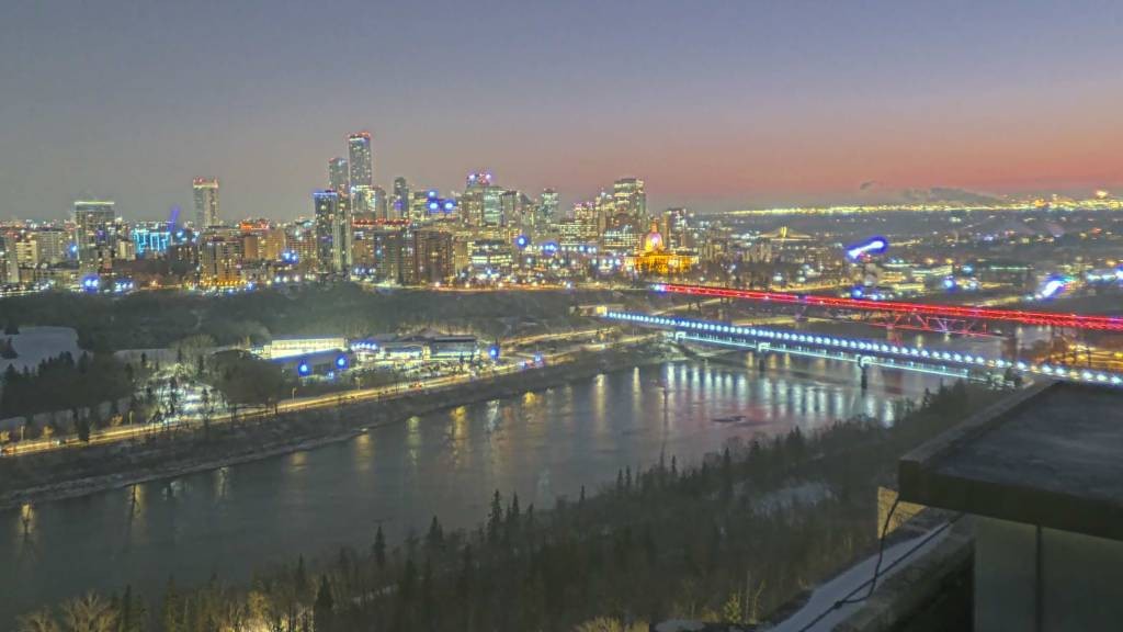 Archiv Foto Webcam Panoramablick auf das River Valley und die Skyline von Edmonton