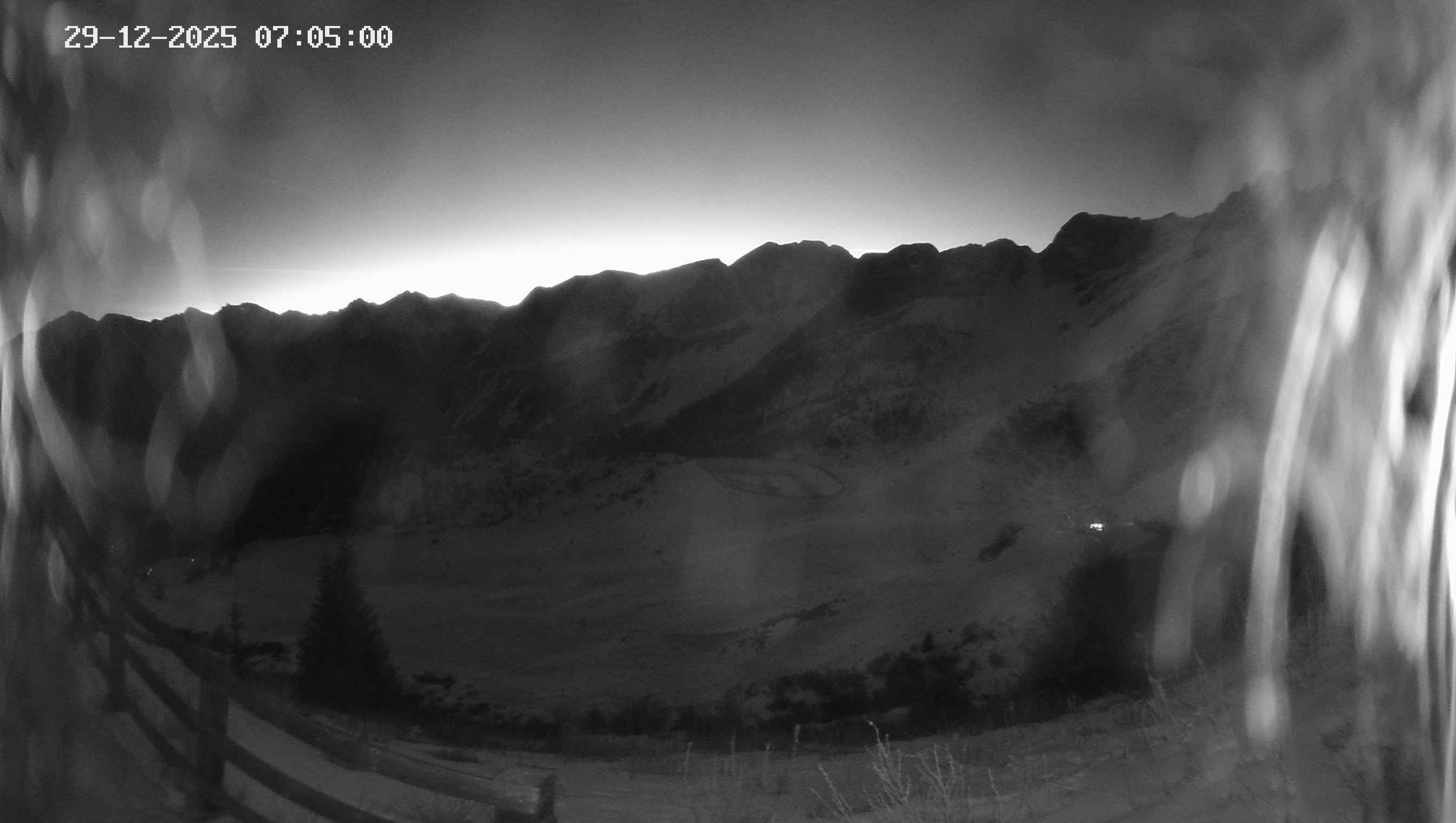 Archiv Foto Webcam Ladurns - Edelweißhütte
