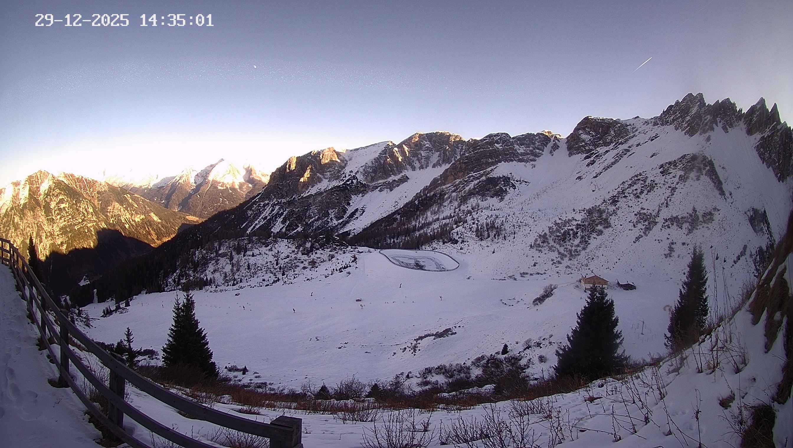 Archiv Foto Webcam Ladurns - Edelweißhütte