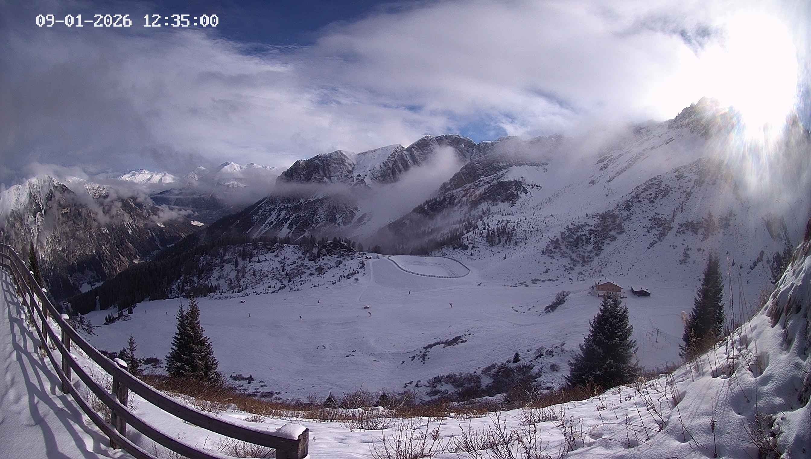 Archiv Foto Webcam Ladurns - Edelweißhütte