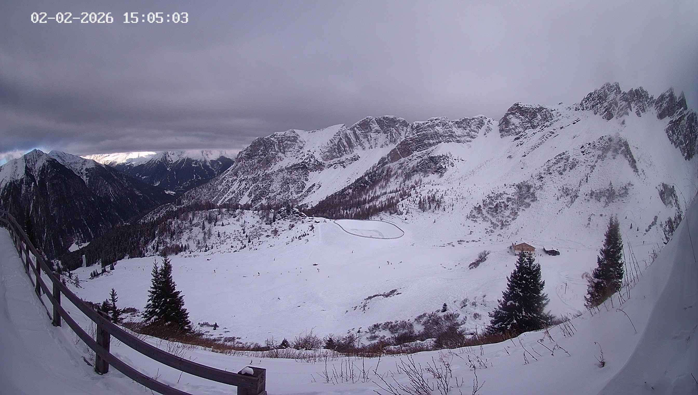 Archiv Foto Webcam Ladurns - Edelweißhütte