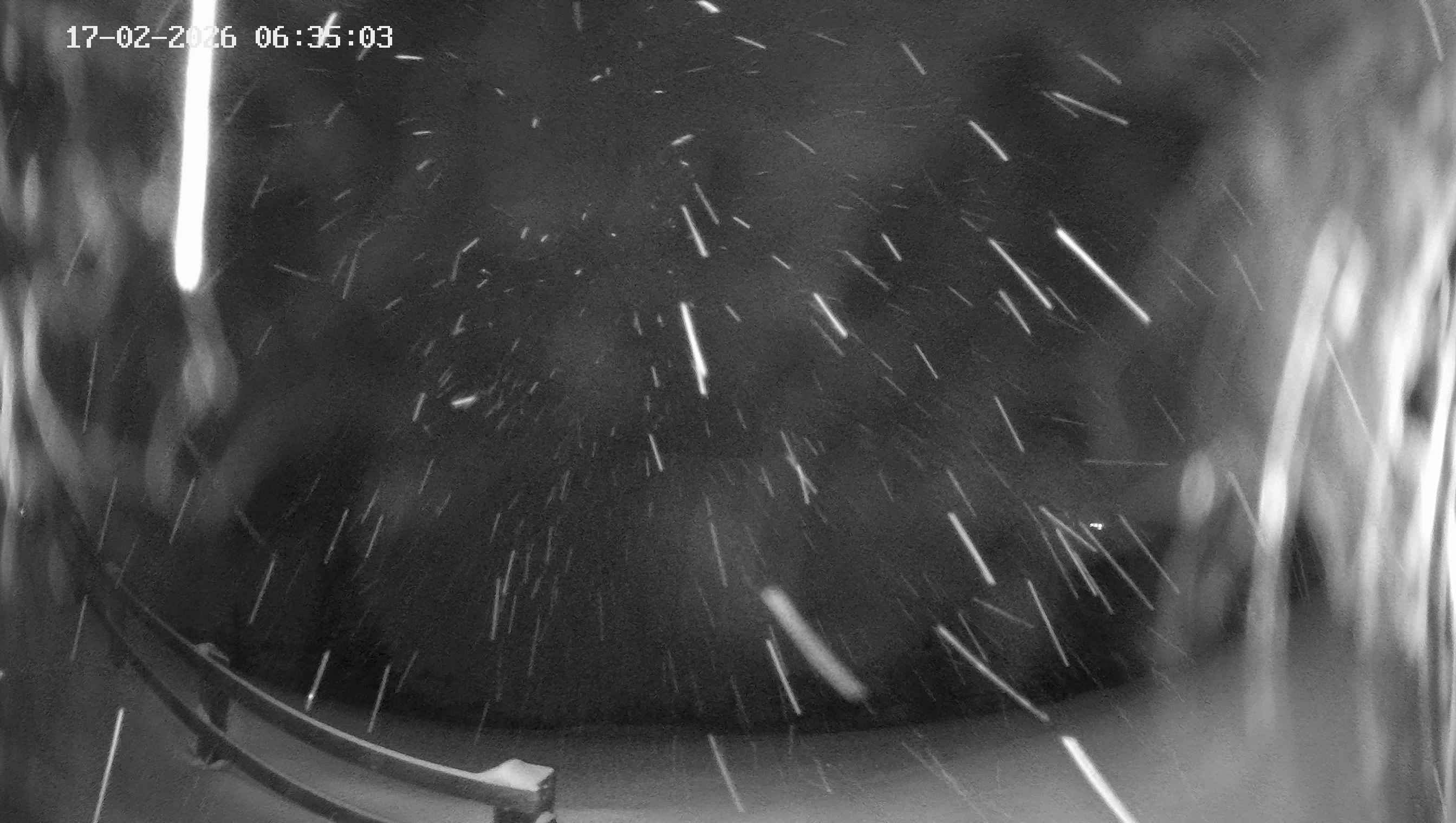 Archiv Foto Webcam Ladurns - Edelweißhütte