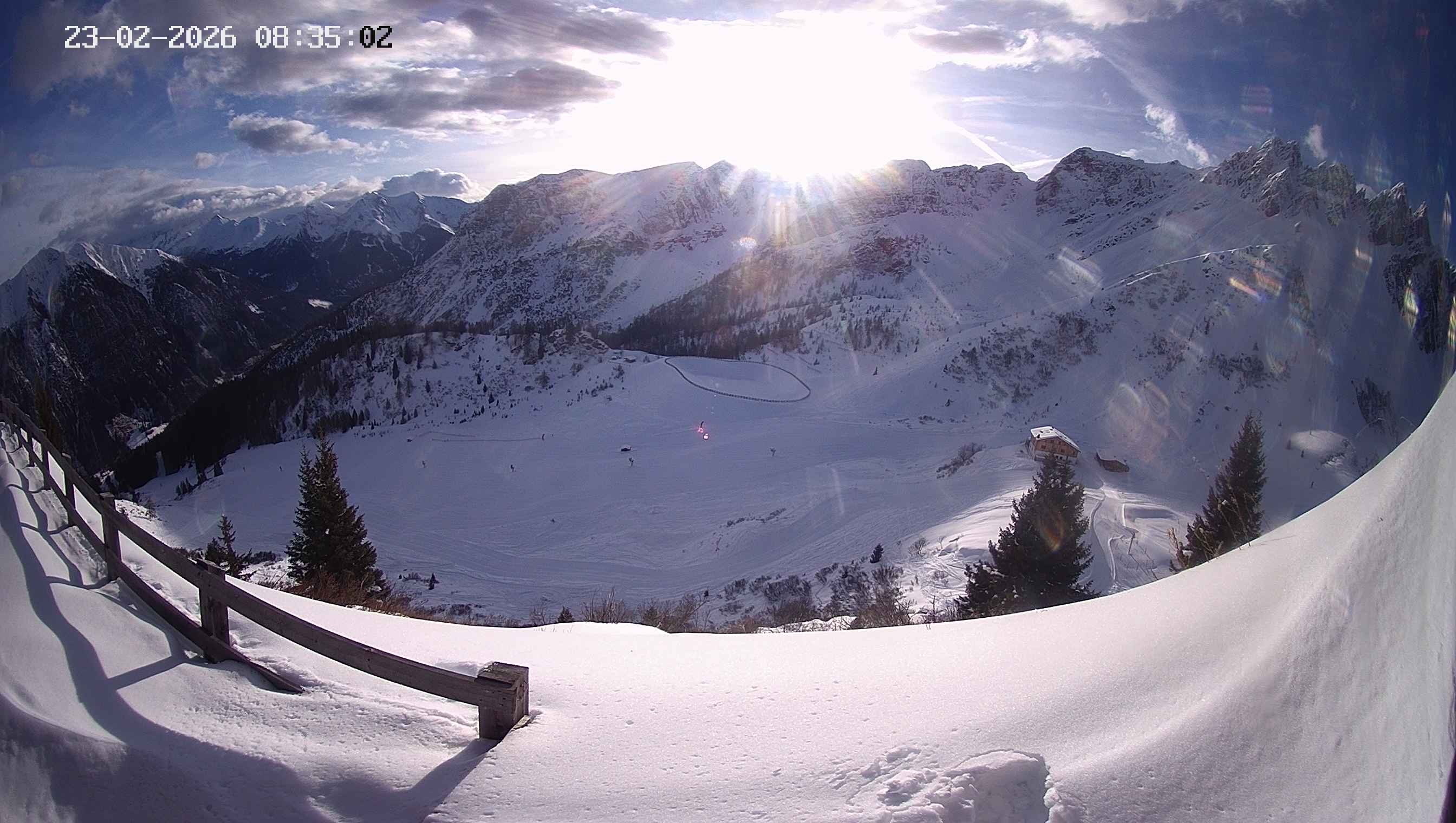 Archiv Foto Webcam Ladurns - Edelweißhütte