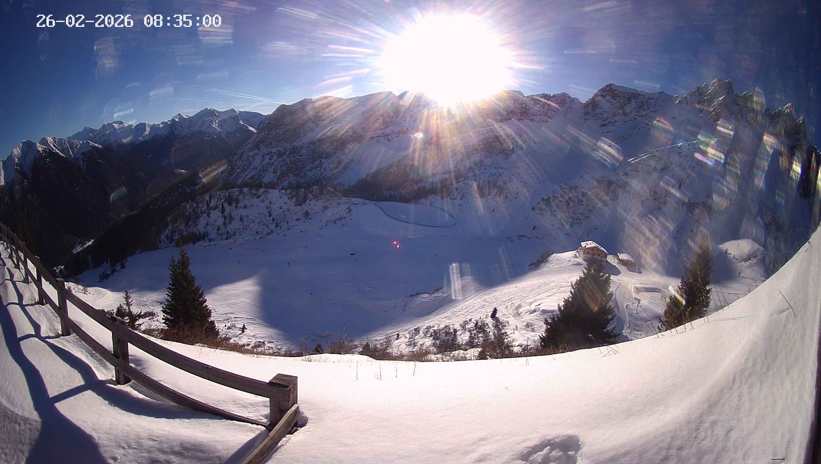 Archiv Foto Webcam Ladurns - Edelweißhütte