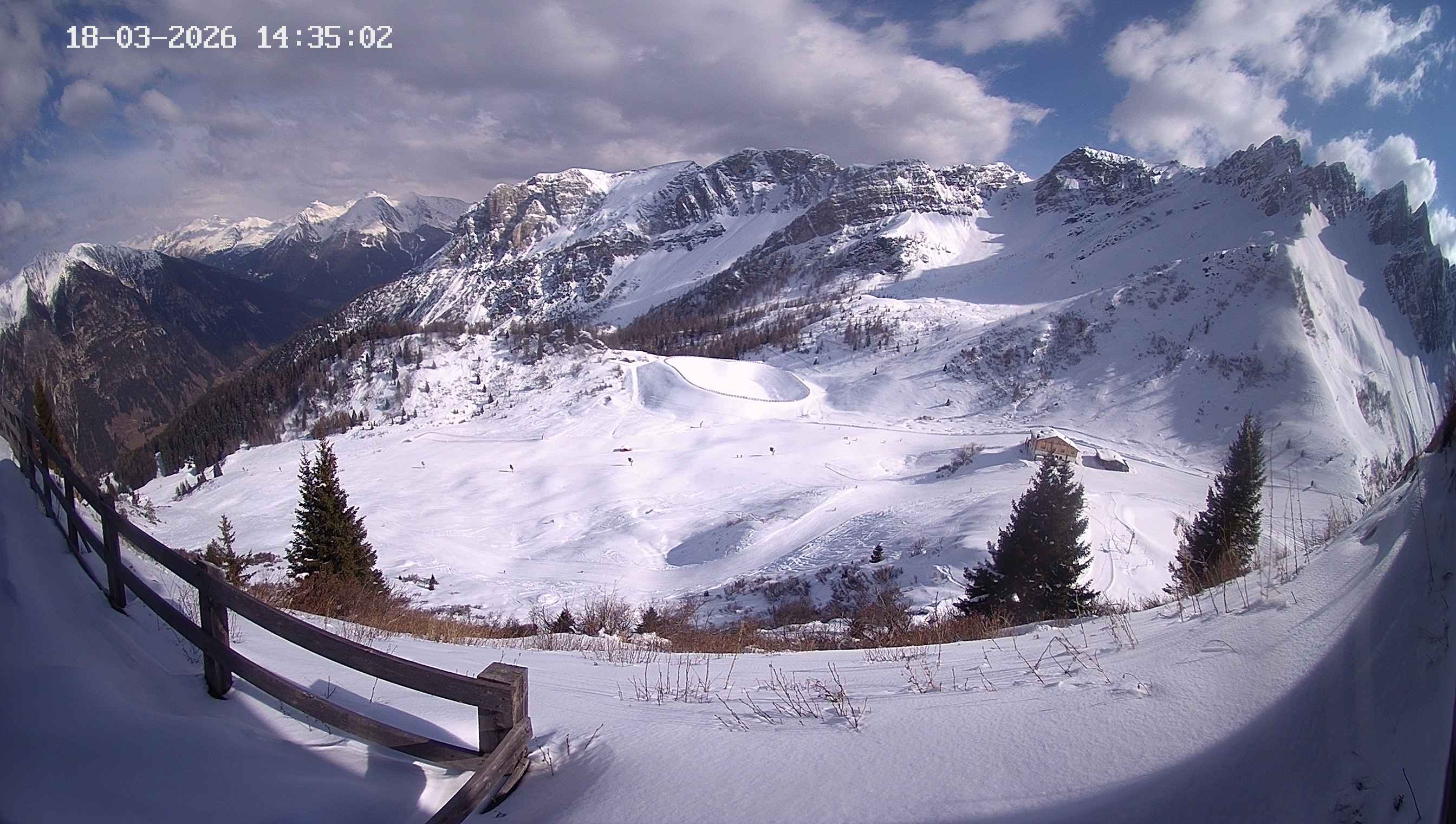 Archived image Webcam Ladurns - Malga Edelweis