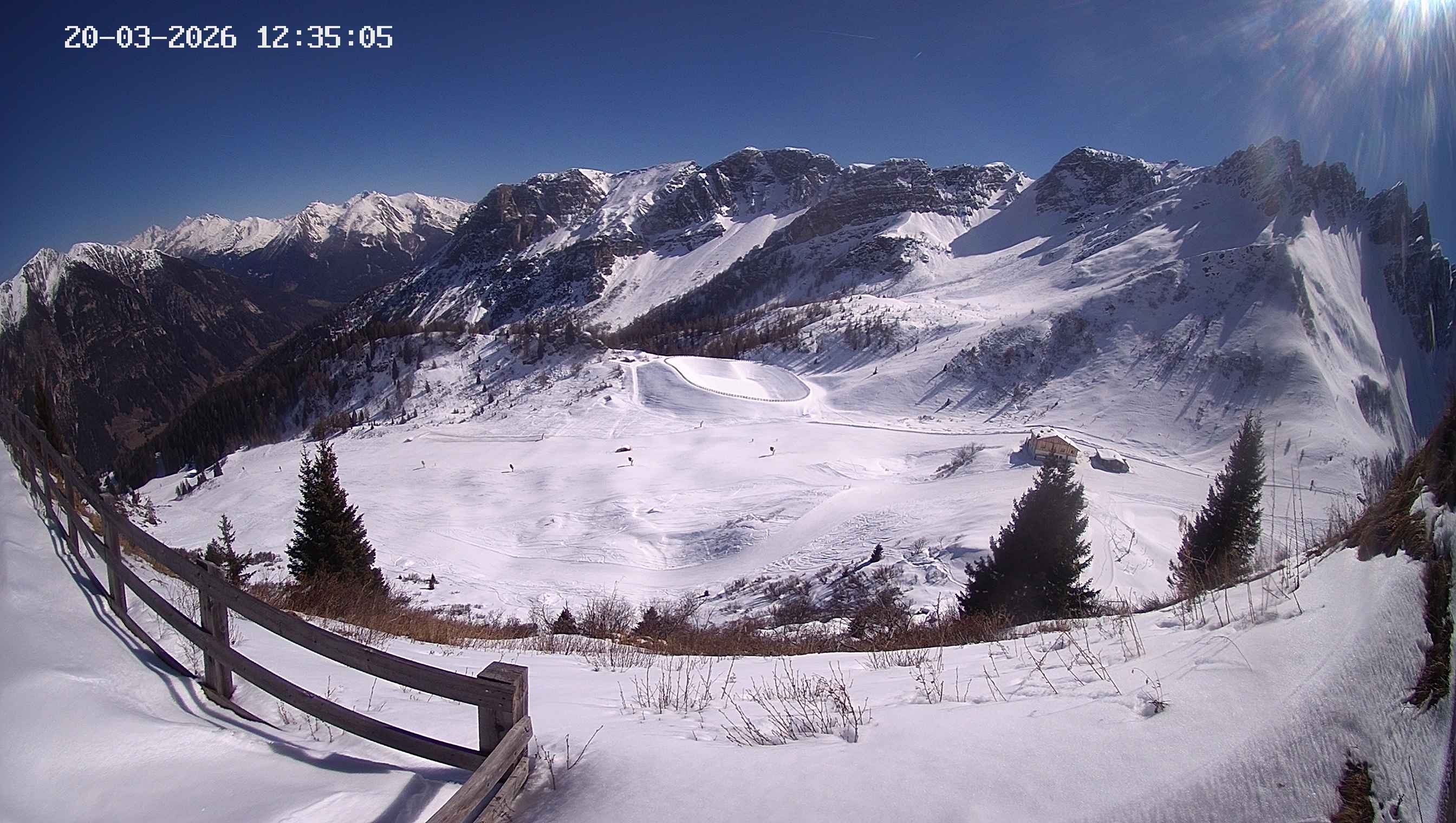 Archived image Webcam Ladurns - Malga Edelweis