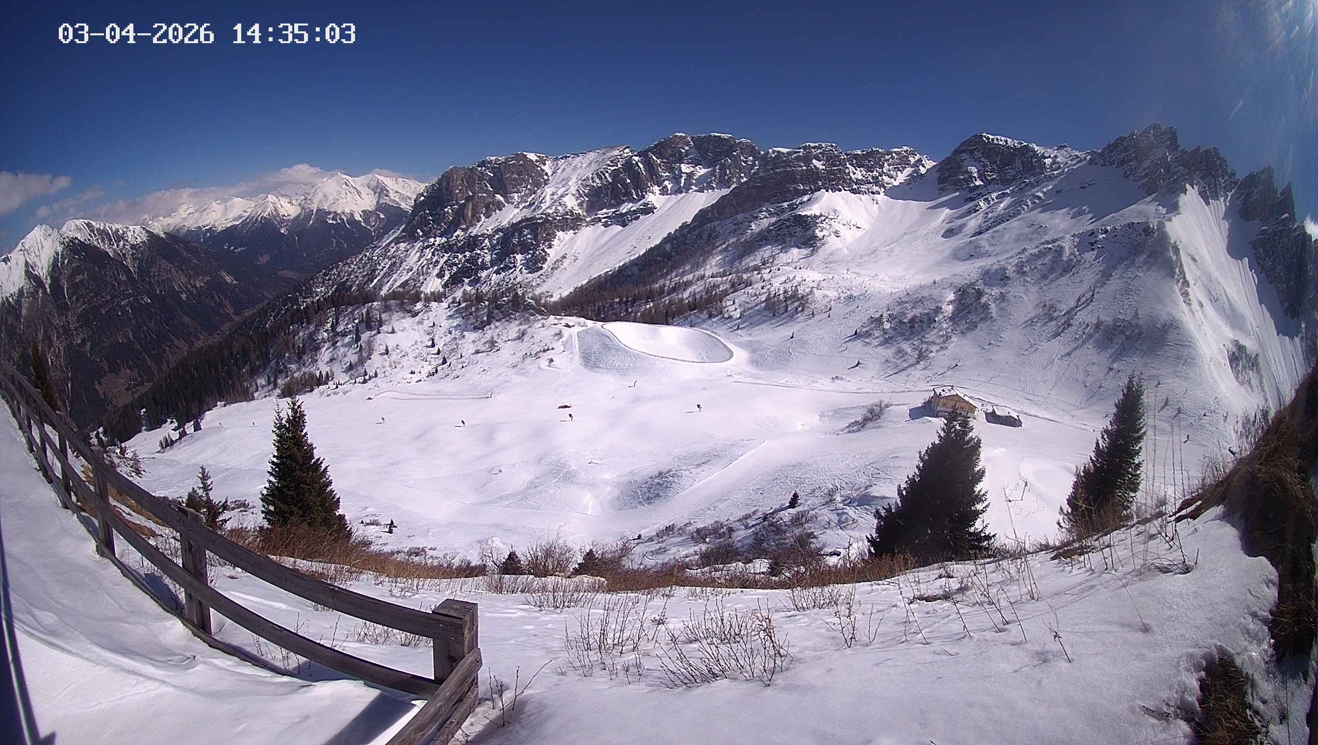 Archived image Webcam Ladurns - Malga Edelweis