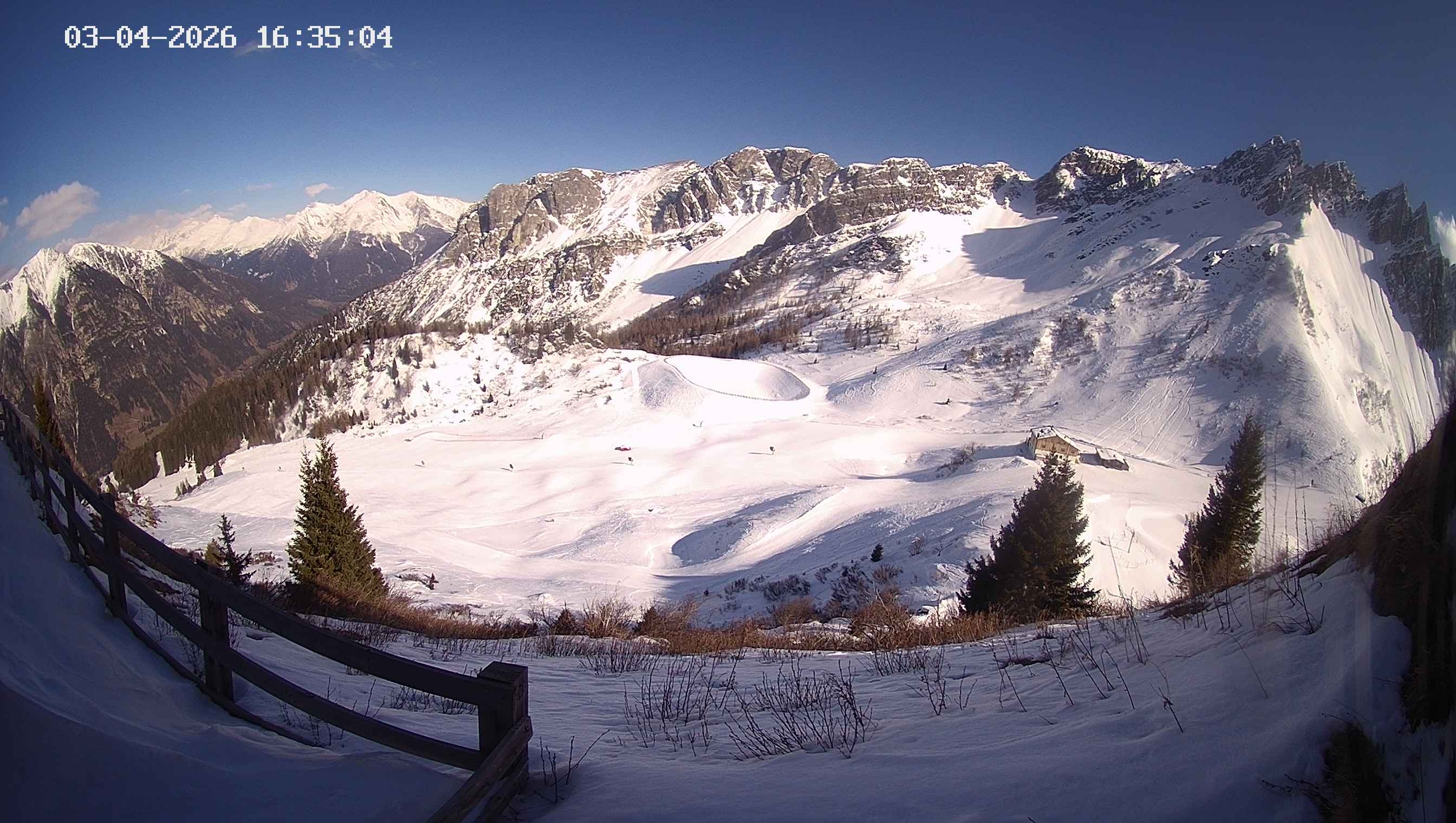 Archived image Webcam Ladurns - Malga Edelweis