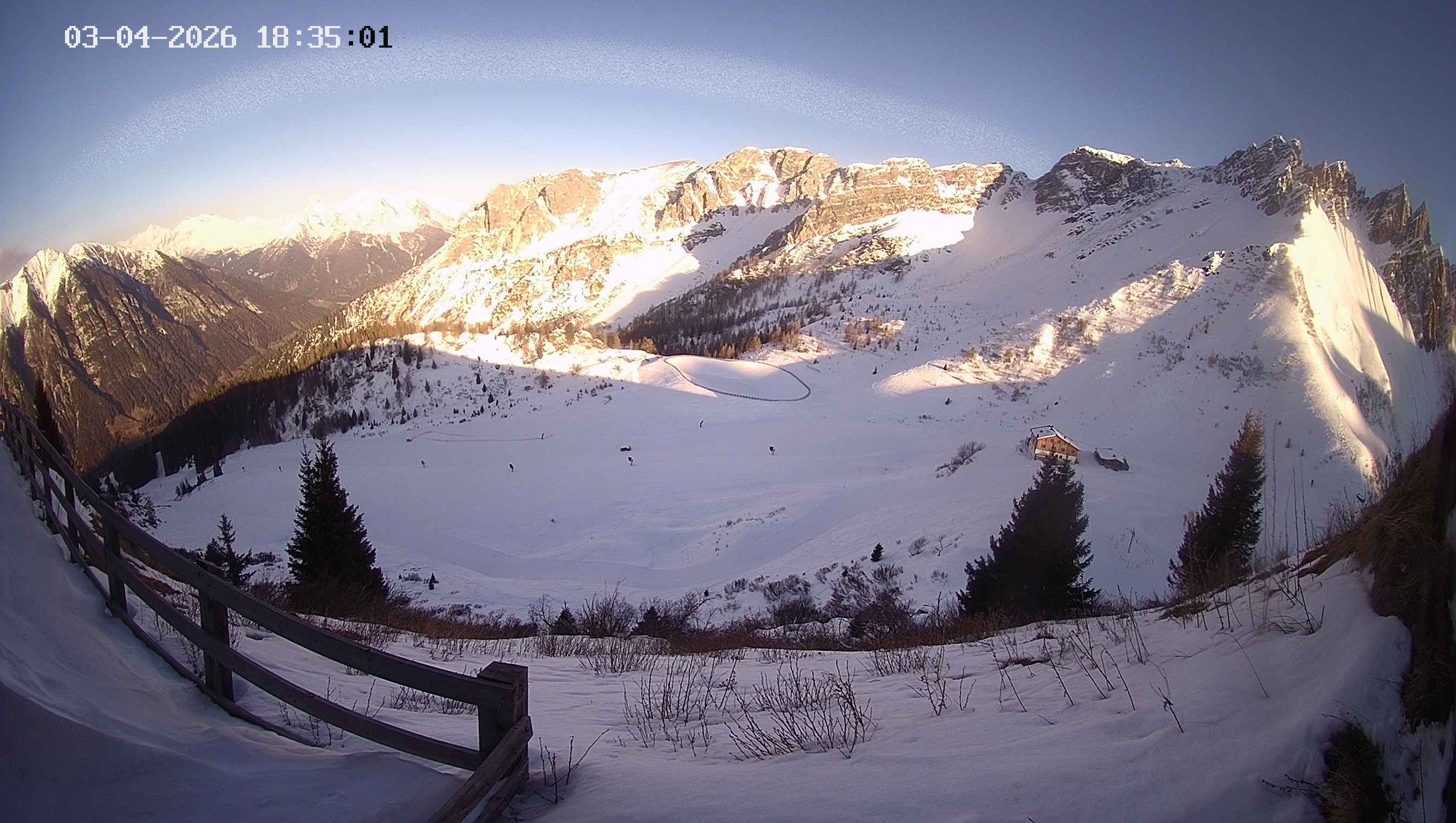 Archived image Webcam Ladurns - Malga Edelweis