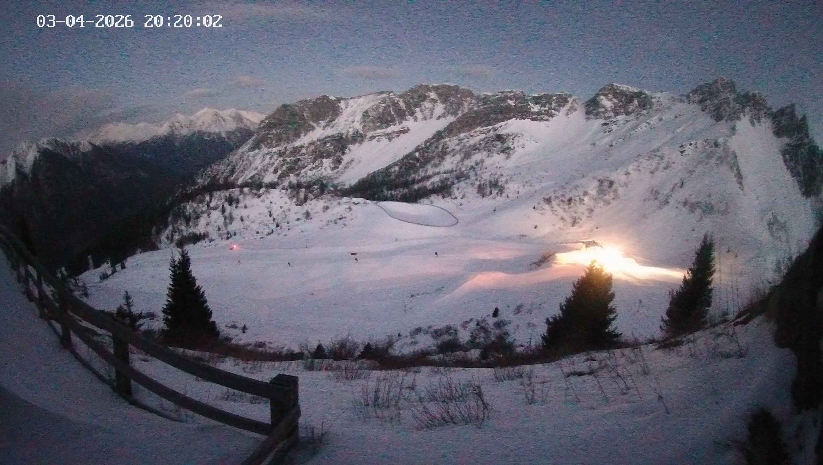 Archived image Webcam Ladurns - Malga Edelweis