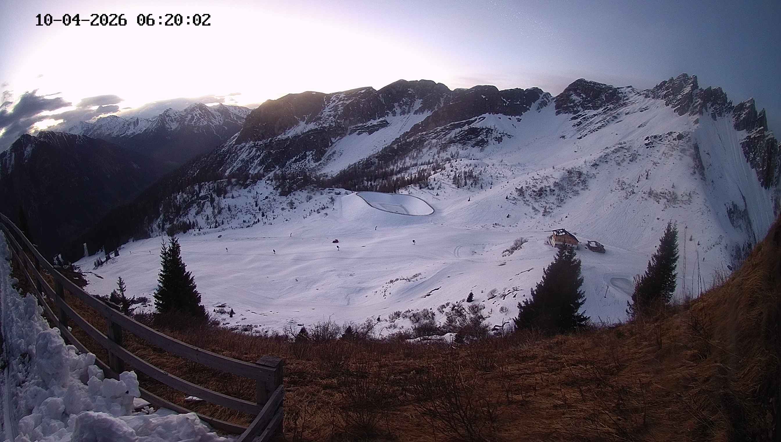 Archiv Foto Webcam Ladurns - Edelweißhütte