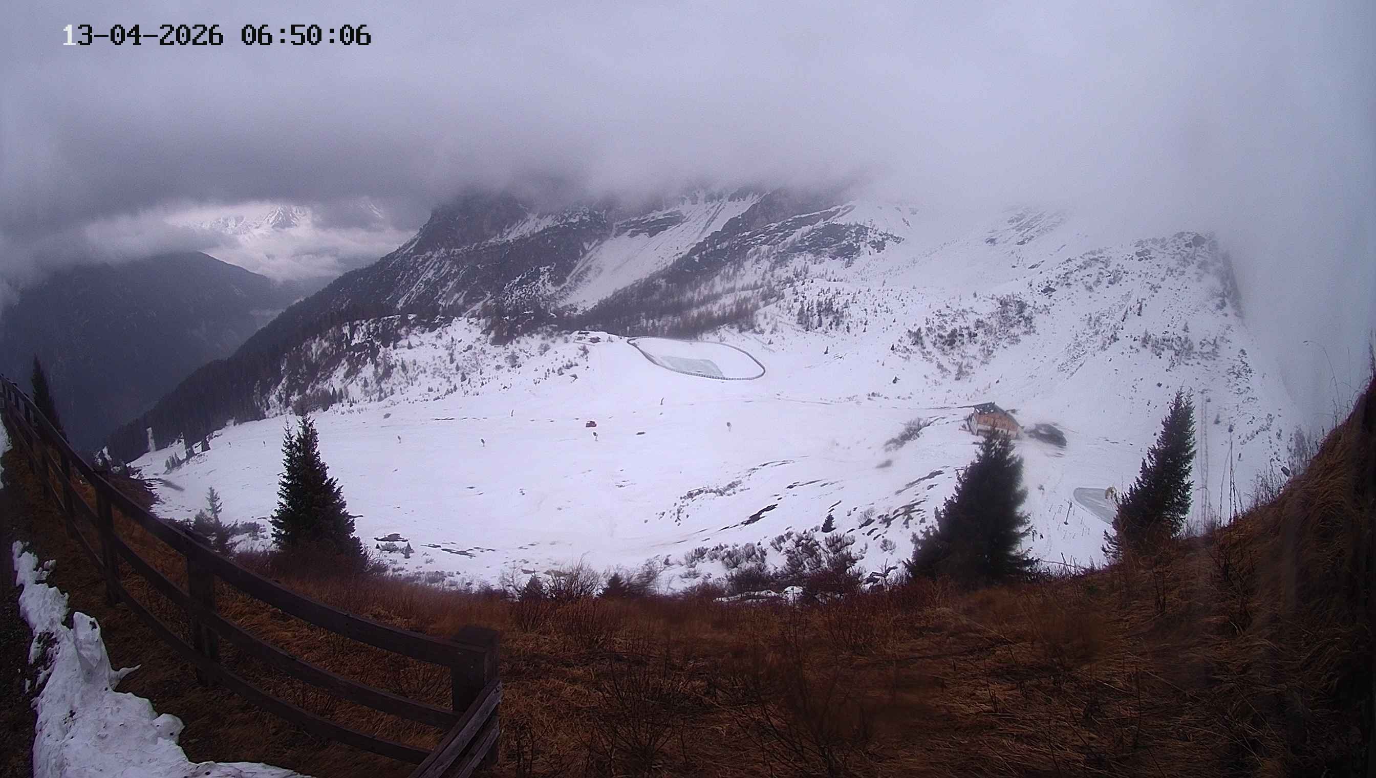 Archiv Foto Webcam Ladurns - Edelweißhütte