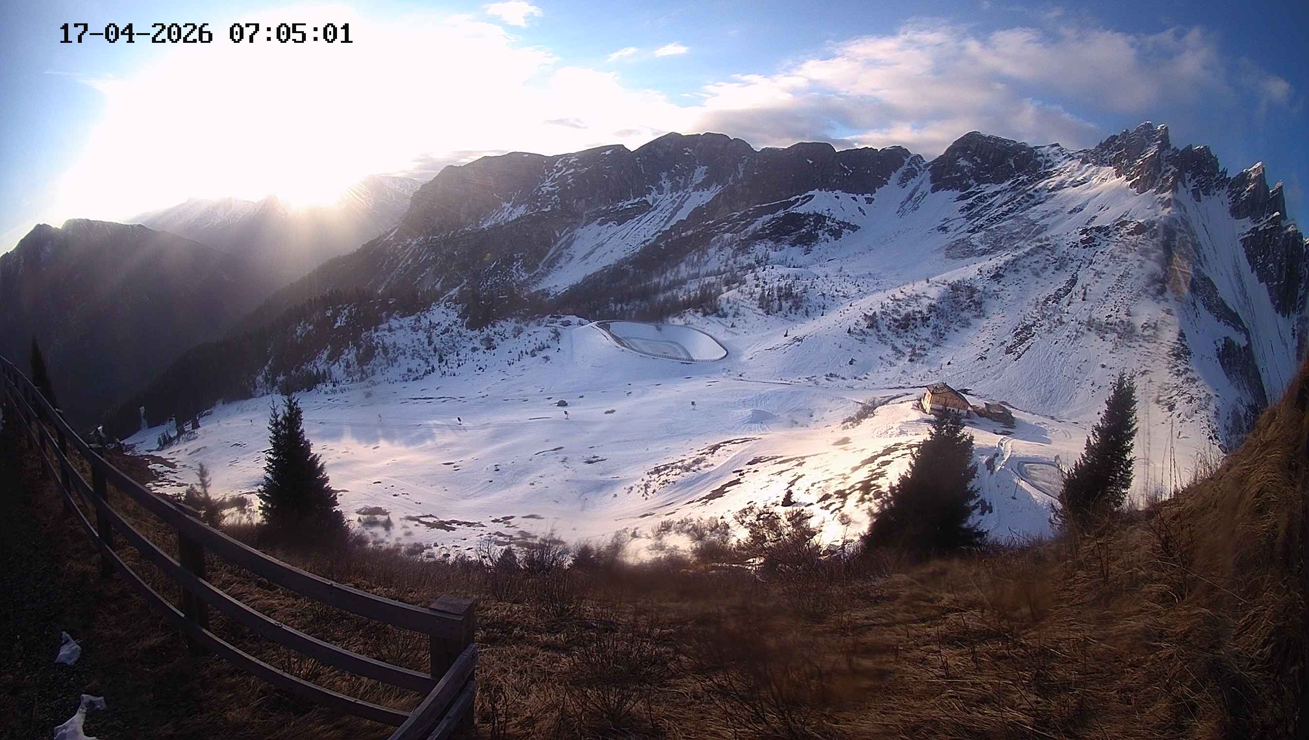 Archiv Foto Webcam Ladurns - Edelweißhütte
