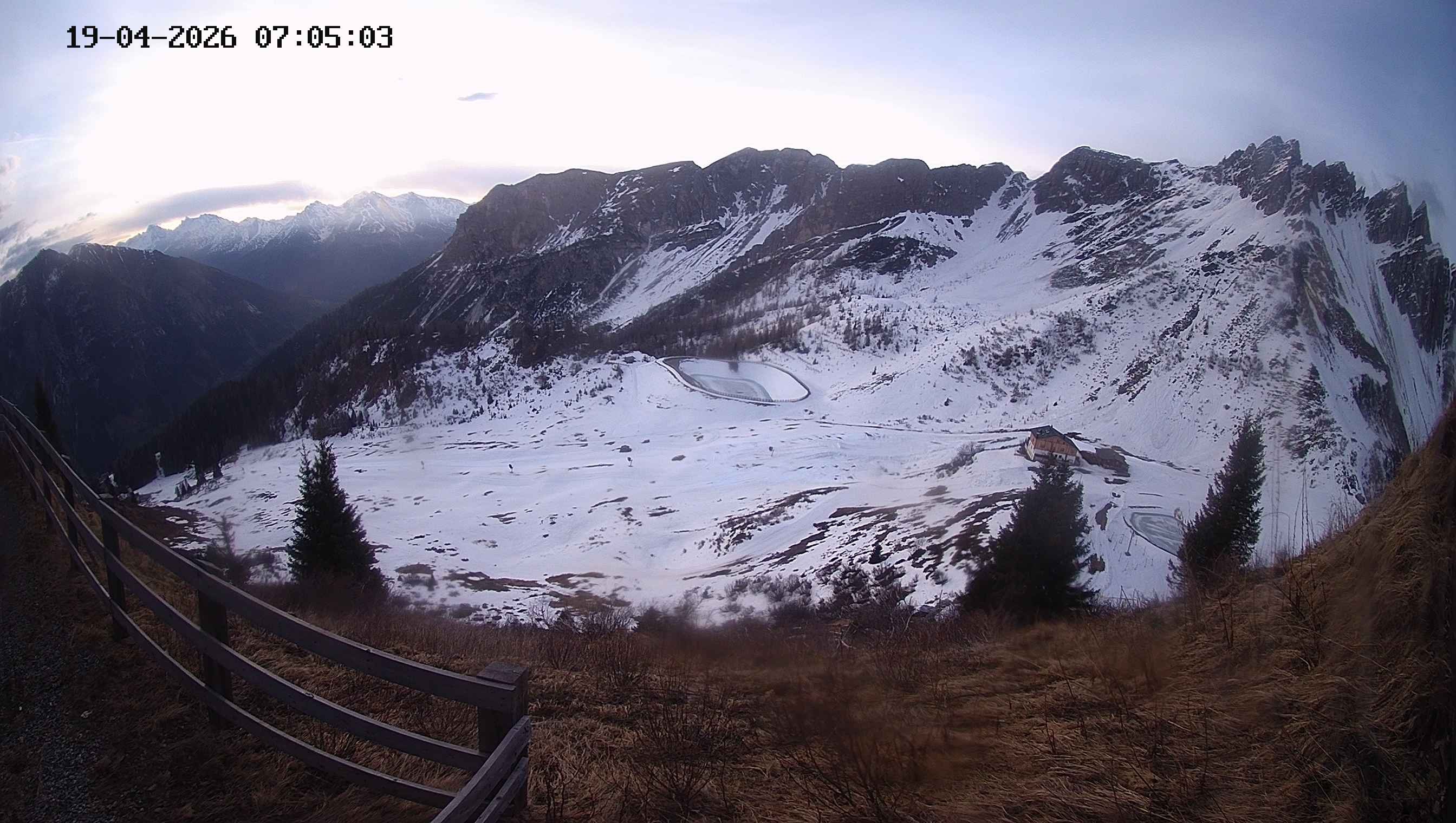 Archiv Foto Webcam Ladurns - Edelweißhütte