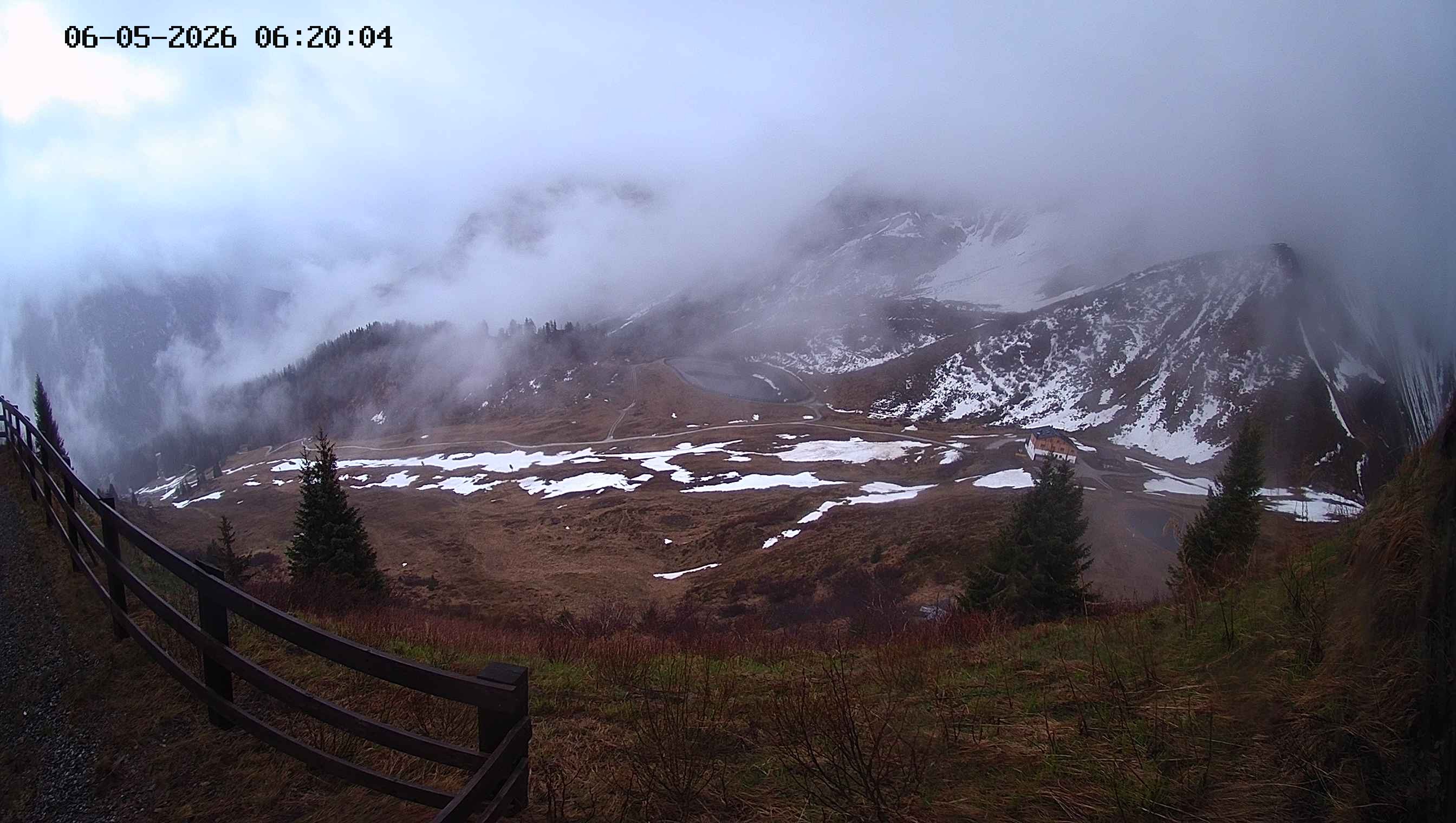 Archiv Foto Webcam Ladurns - Edelweißhütte