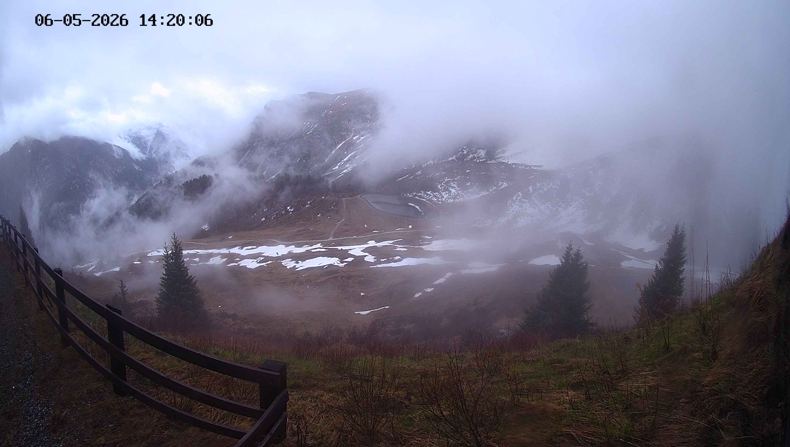 Archiv Foto Webcam Ladurns - Edelweißhütte