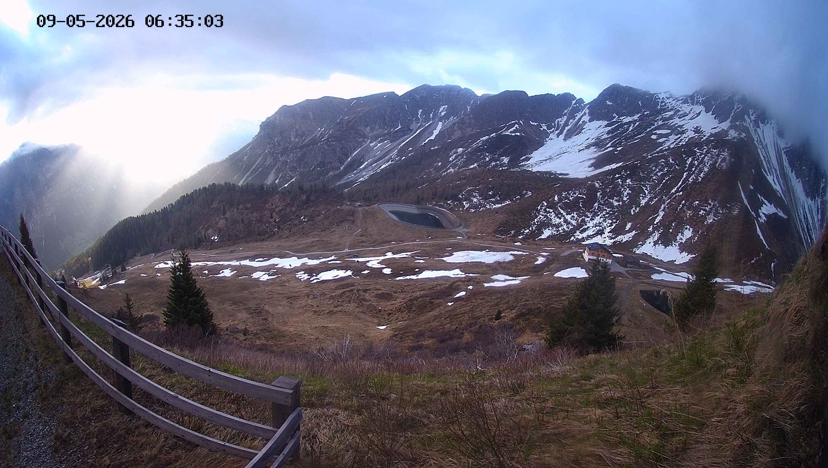 Archiv Foto Webcam Ladurns - Edelweißhütte