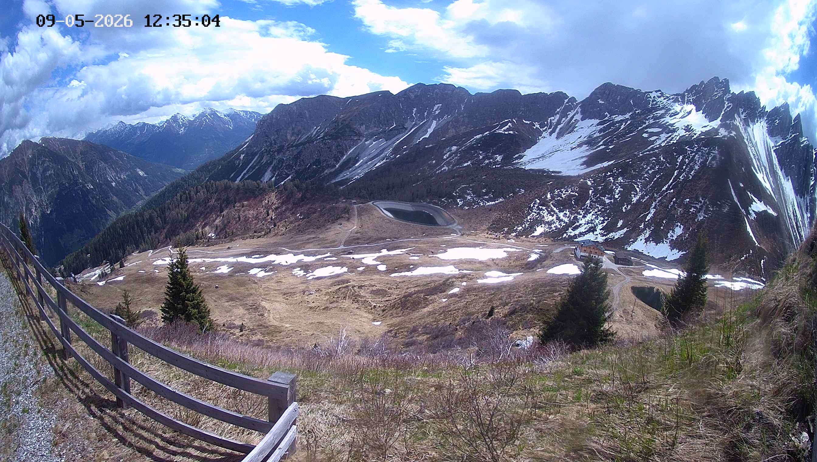 Archiv Foto Webcam Ladurns - Edelweißhütte