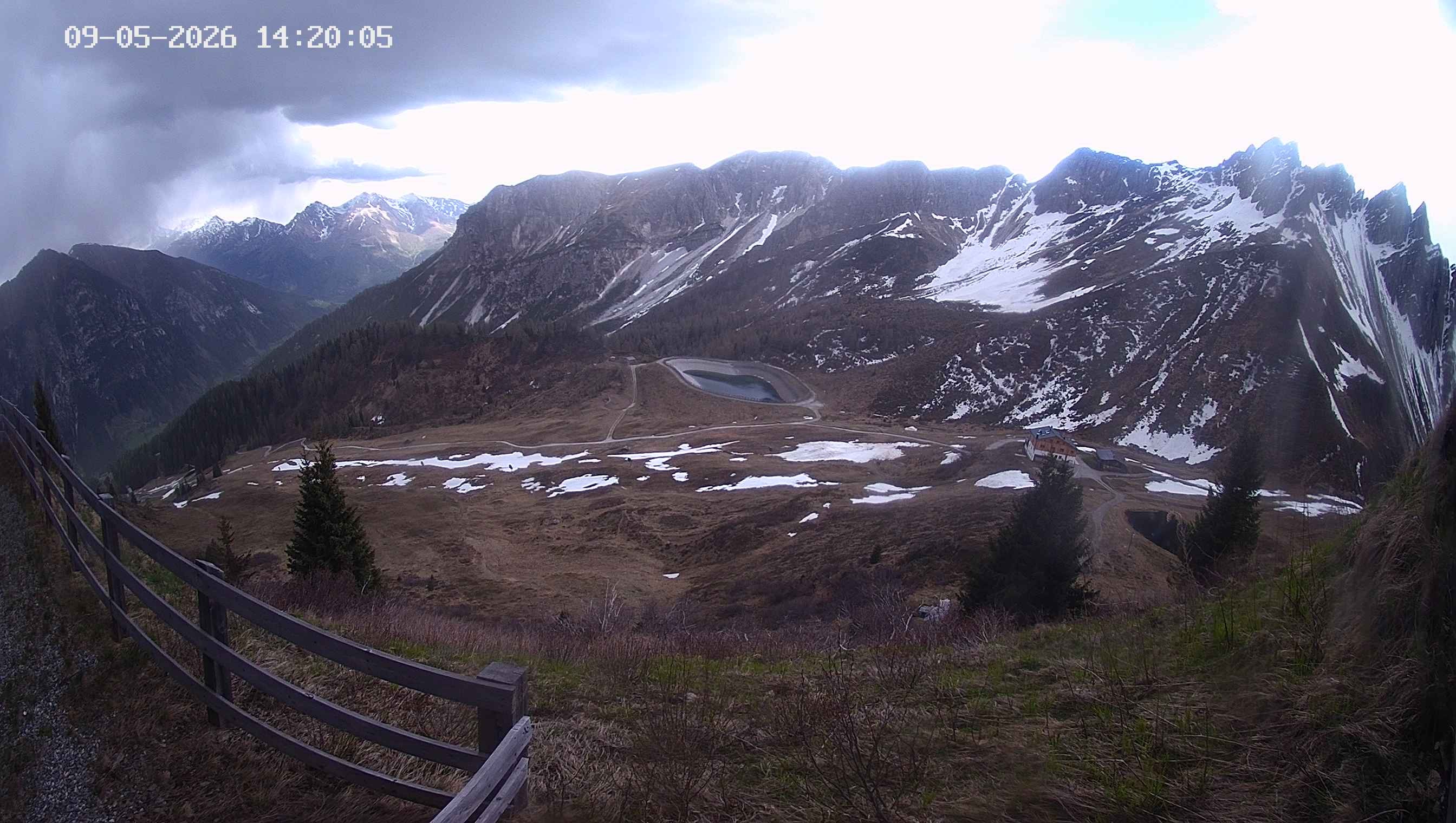 Archiv Foto Webcam Ladurns - Edelweißhütte
