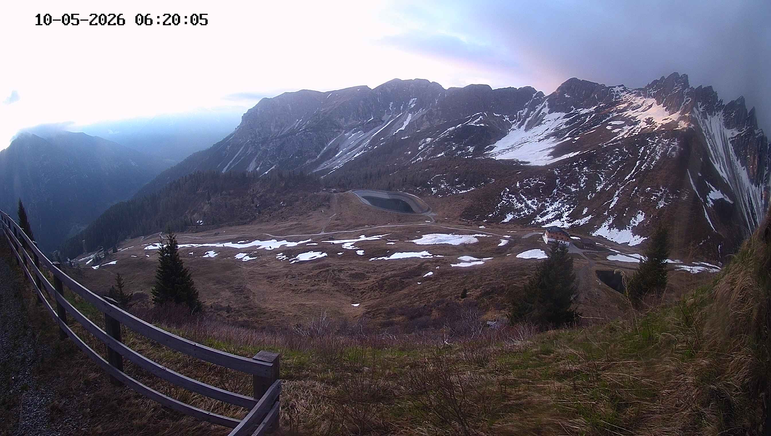 Archiv Foto Webcam Ladurns - Edelweißhütte