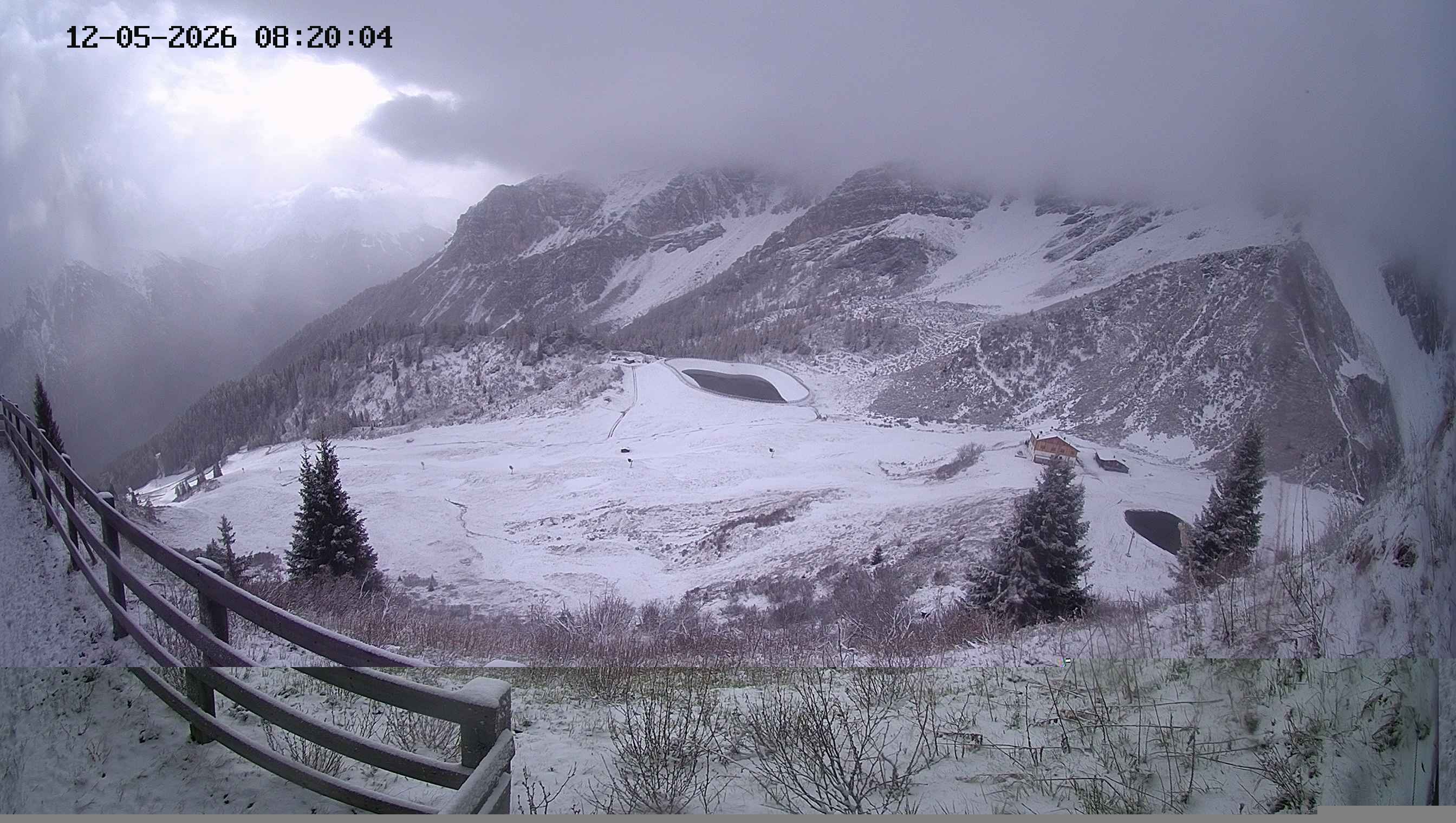 Archiv Foto Webcam Ladurns - Edelweißhütte