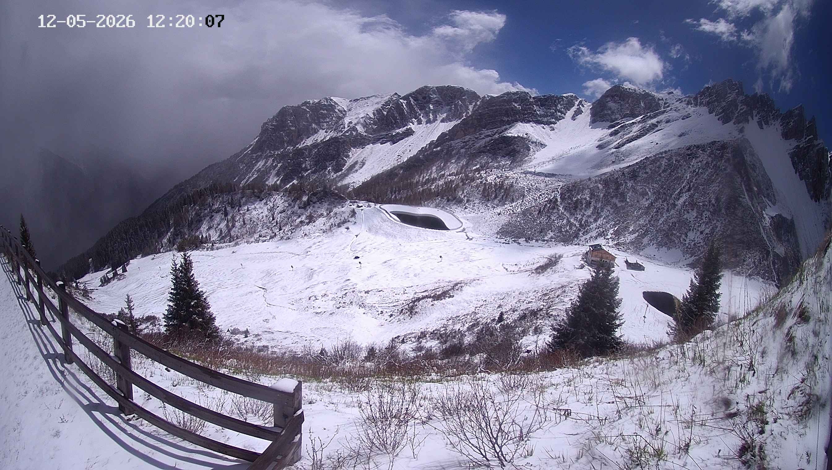 Archiv Foto Webcam Ladurns - Edelweißhütte