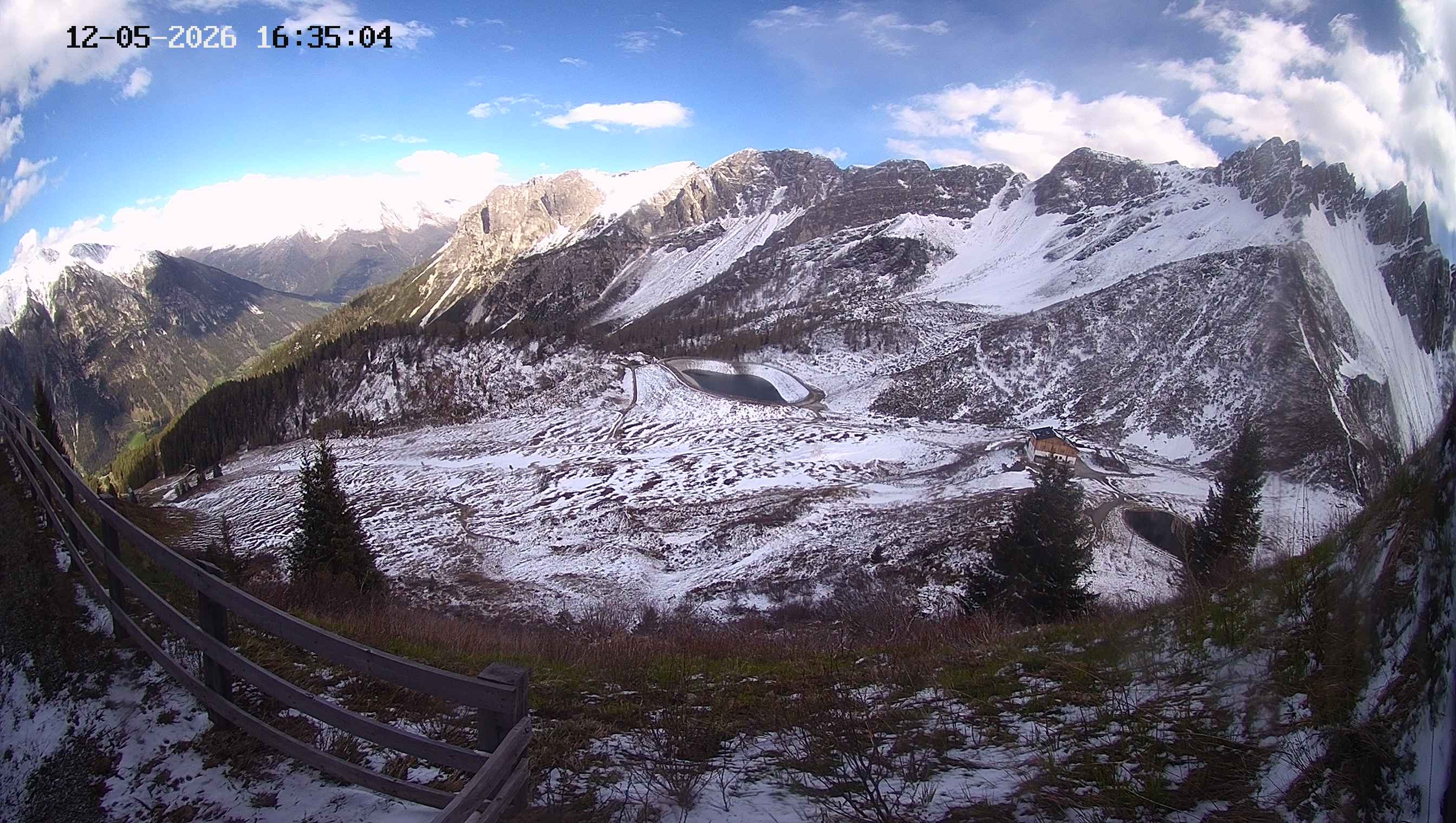 Archiv Foto Webcam Ladurns - Edelweißhütte