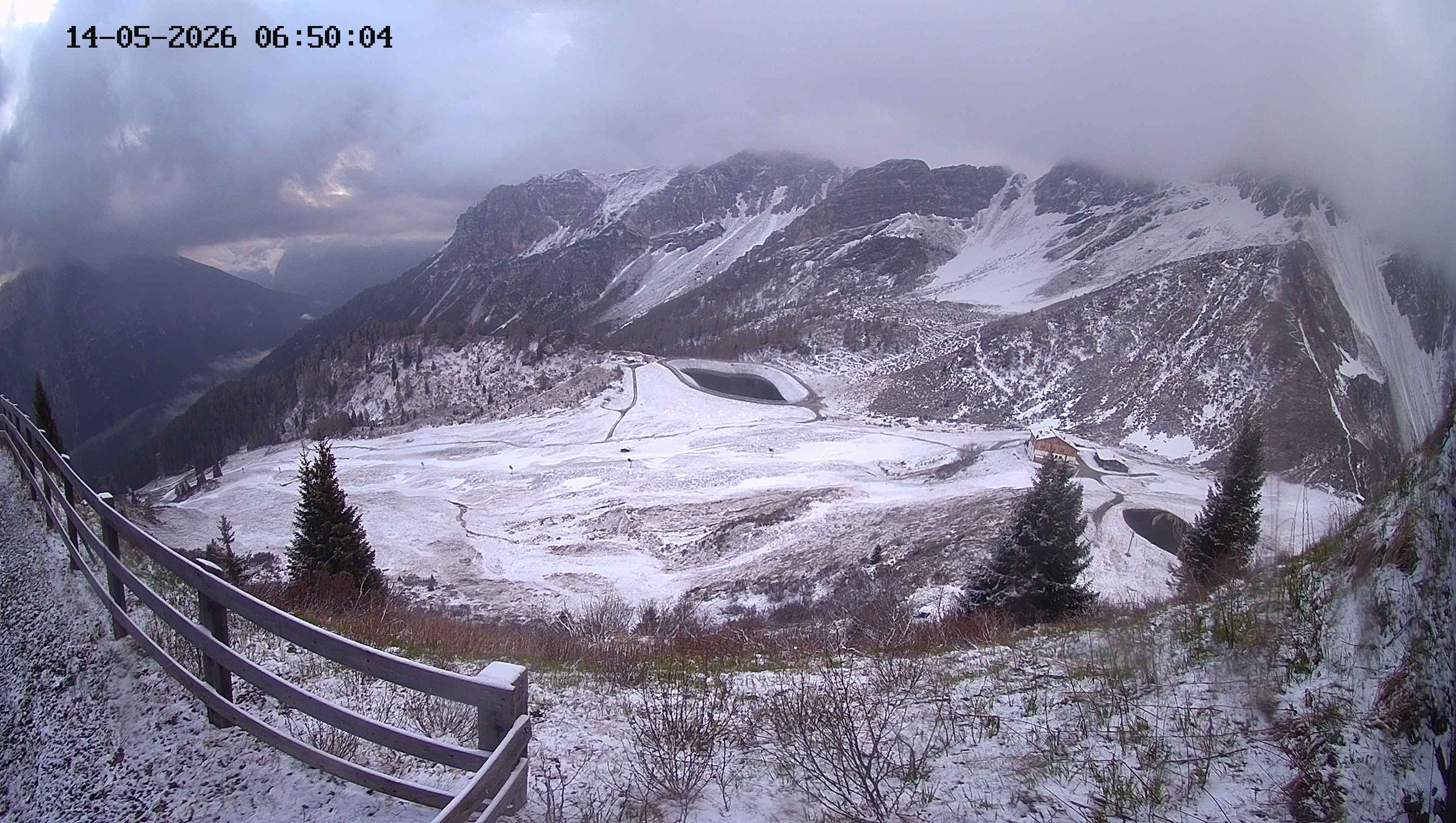 Archiv Foto Webcam Ladurns - Edelweißhütte