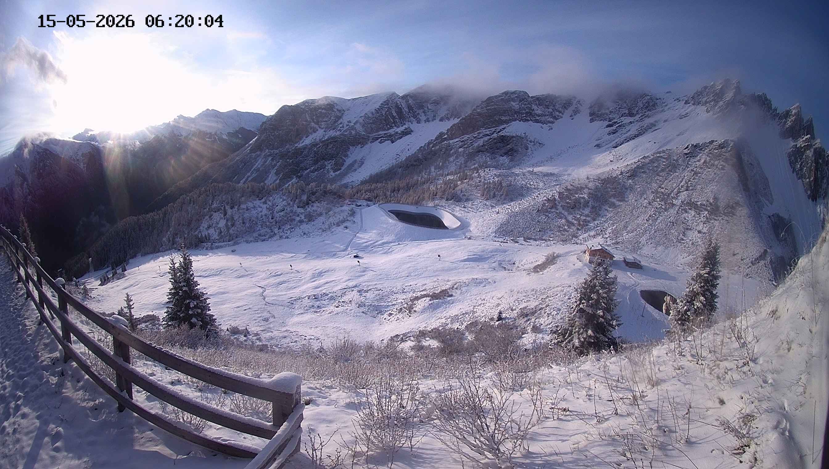 Archiv Foto Webcam Ladurns - Edelweißhütte