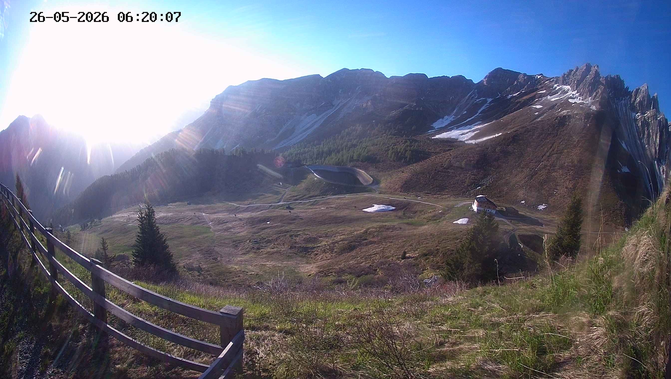 Archiv Foto Webcam Ladurns - Edelweißhütte